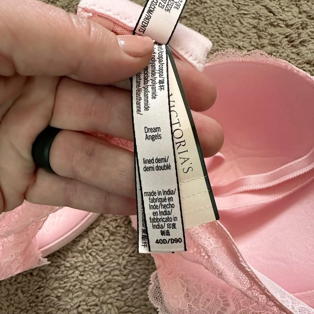 Victoria Secret Dream Angles Pink Smooth & Lace Lined Demi Push-Up Bra Size 40D - Picture 6 of 8